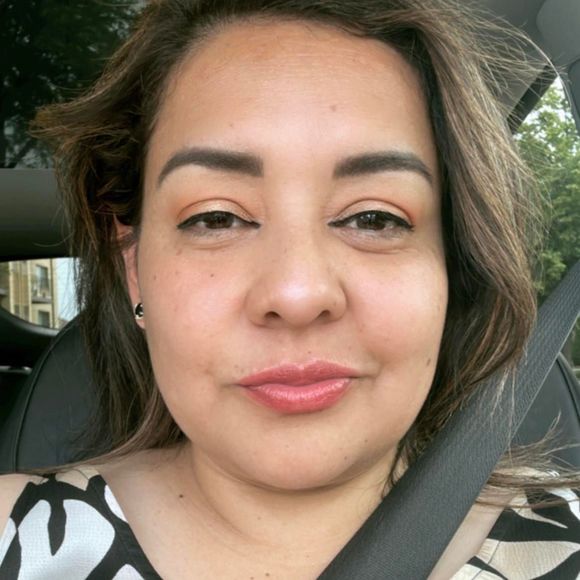 Meet your Posher, Wendy - Picture 1 of 1